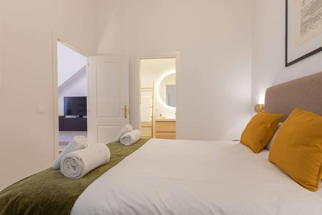 MuMu Luxury Suite Lirio by Valcambre Séville Extérieur photo